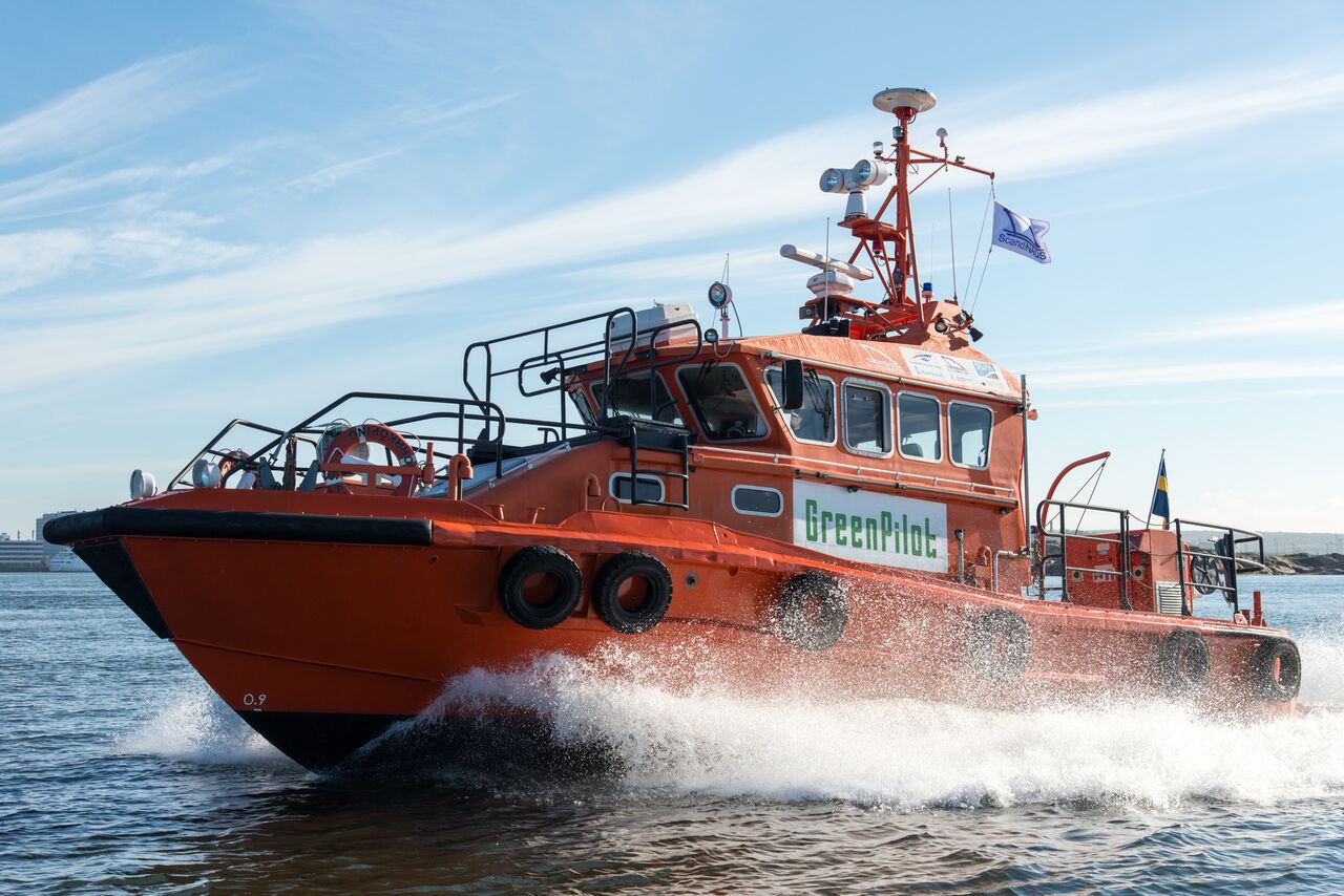 GreenPilot boat